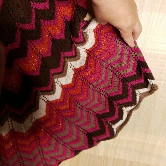 NY Collection Chevron Retro Look Poncho Sweater - Picture 5 of 8